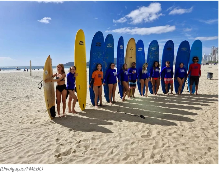 Surf para Todos - Aula gratuita para moradores de BC